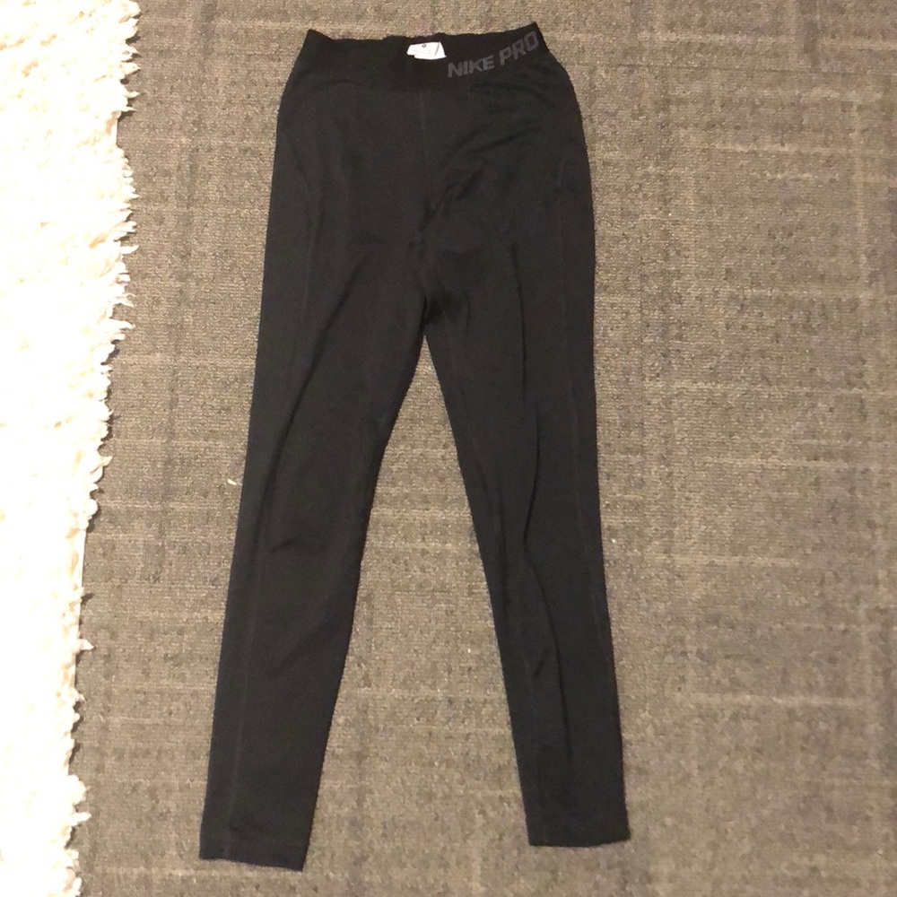 NIKE FREE RUN LEGGINGS!!